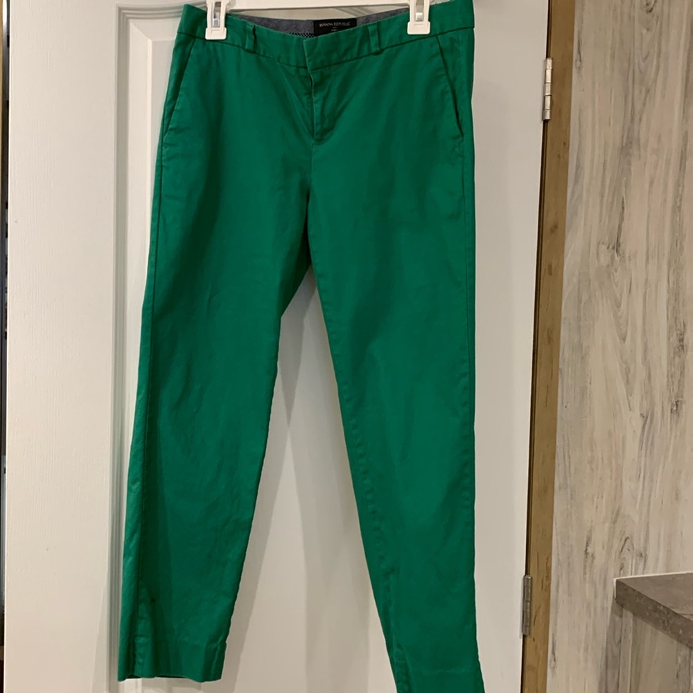 Banana Republic Avery Kelly Green Size 2